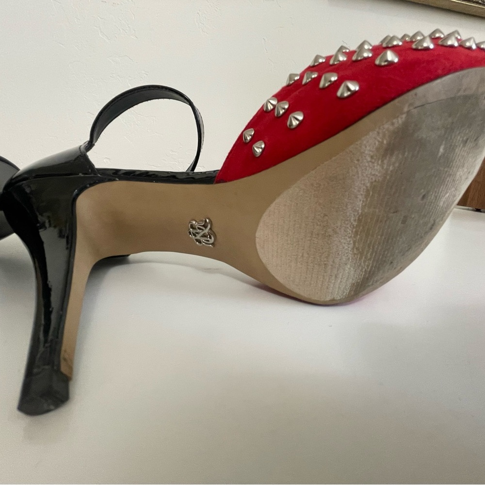 Rock & Republic Red Studded Women's Heels - Picture 8 of 8